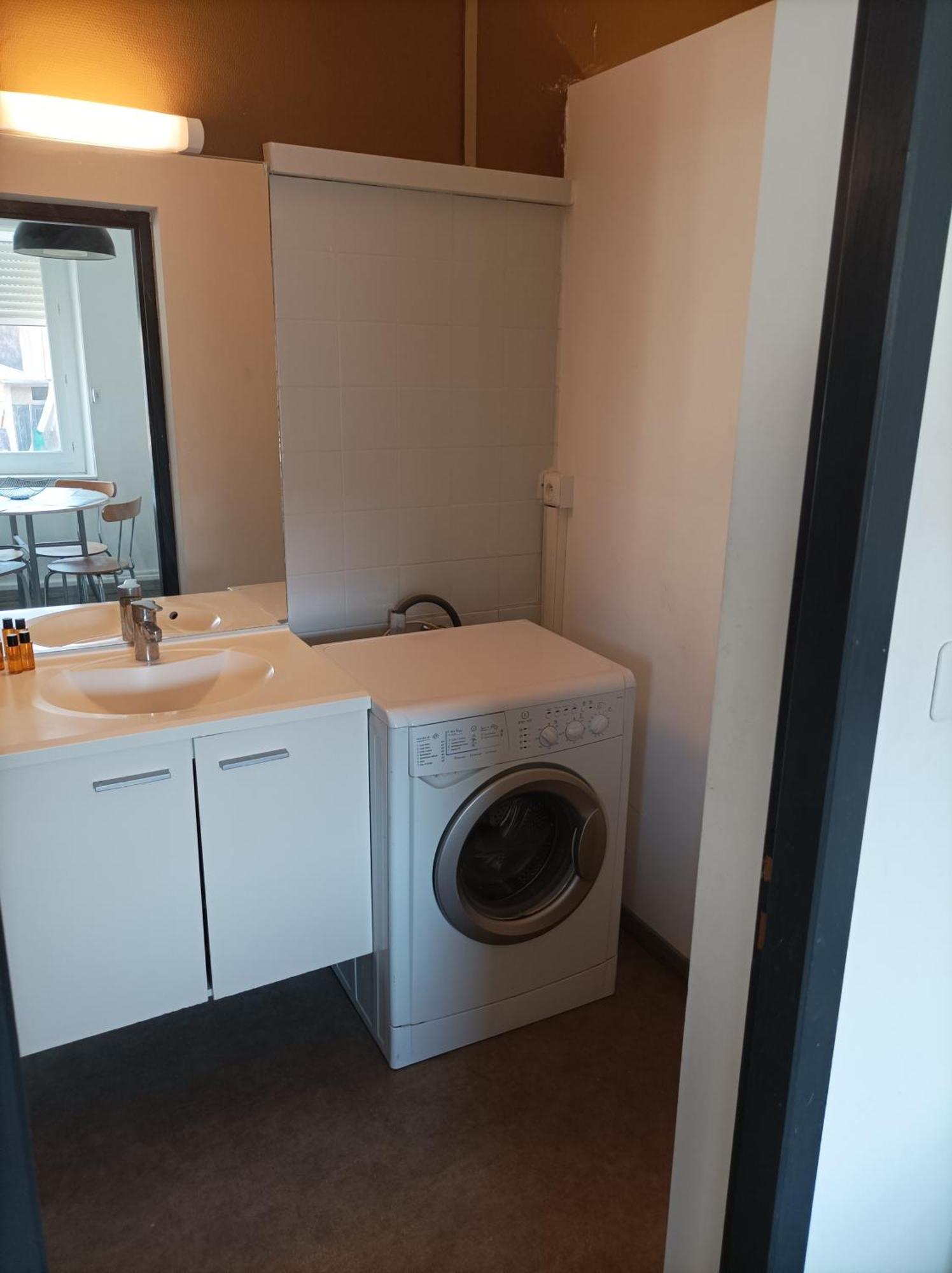 "La Cle Des Champs"-Meuble De Tourisme 3 Etoiles -Residence "Les Logis De Beziers"-Garage Optionnel-Coeur De Ville-Plages A 16Km ! Dış mekan fotoğraf